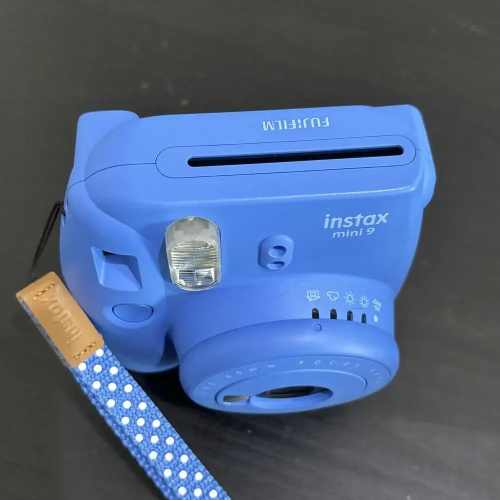 Fujifilm Instax Mini 9 Instant Film Camera Cobalt Blue W/Strap & Case WORKING